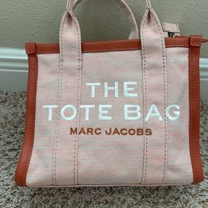 Marc Jacob’s Light pink tote bag mini